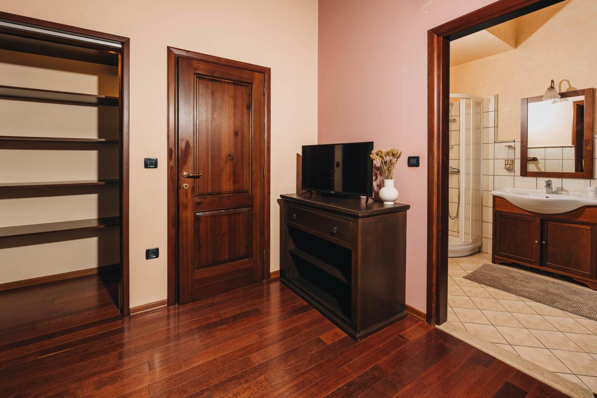 New!!! La Magrina - Bed&Breakfast Врсар Экстерьер фото
